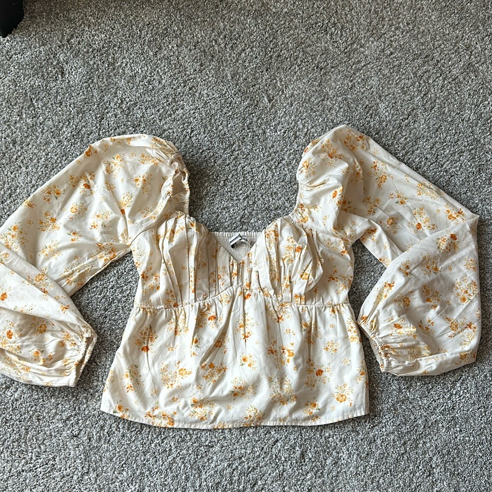 Abercrombie off white floral puff sleeve blouse sz xs